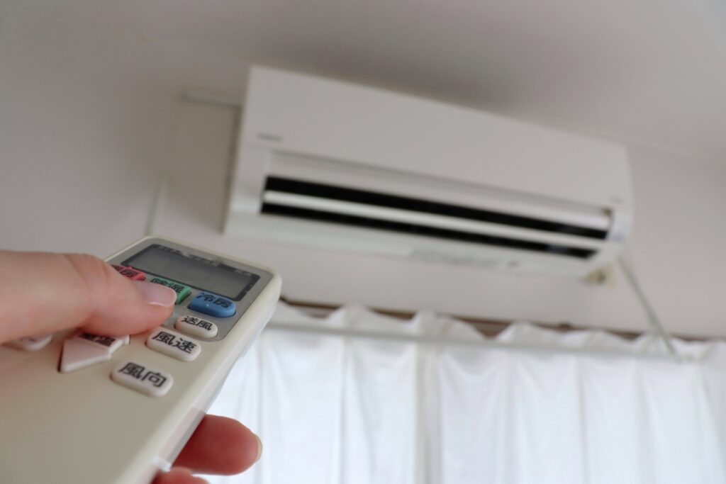 【もう迷わない】エアコンクリーニング後の乾燥、暖房vs送風の結論