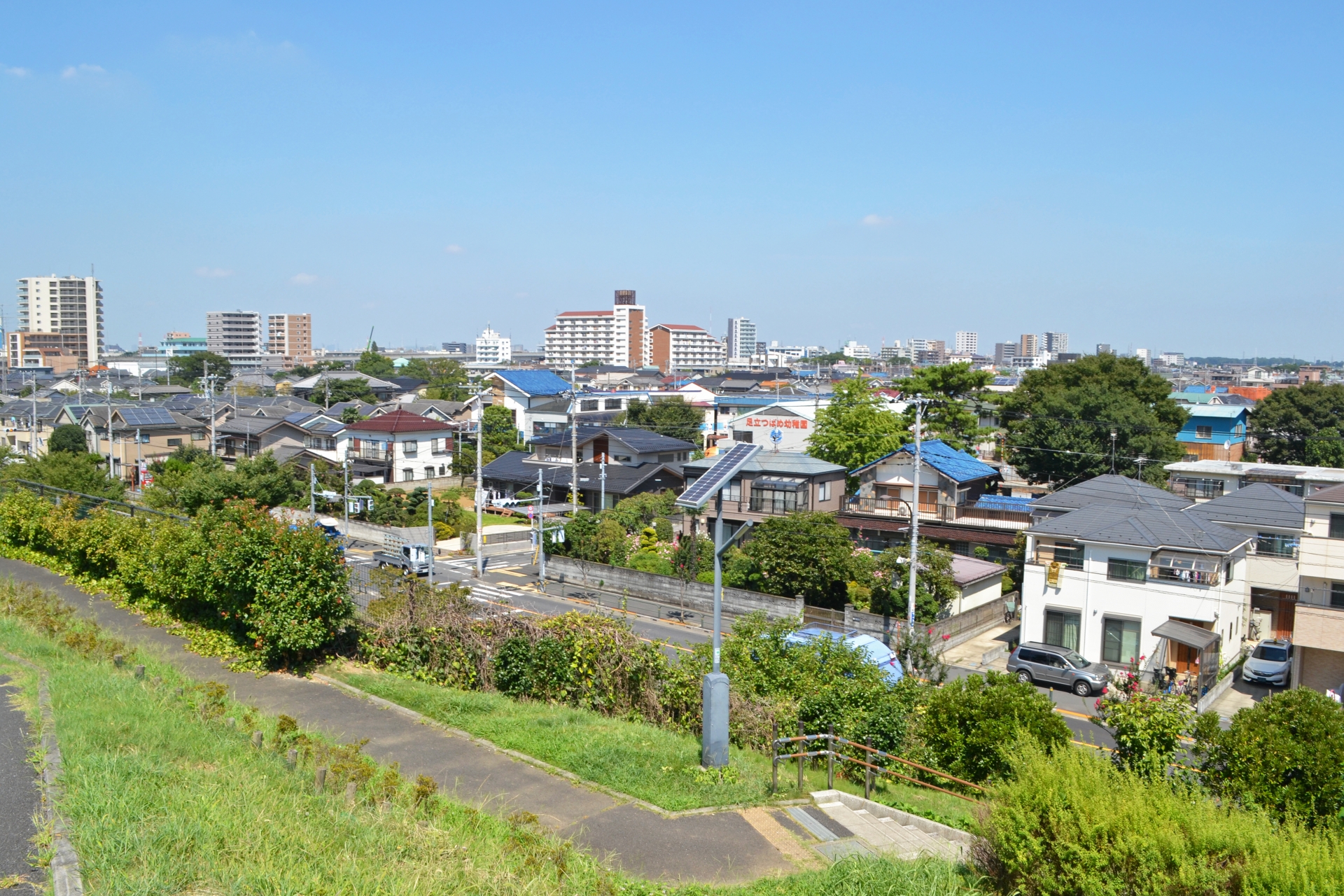 足立区古千谷本町・舎人地域の町並　舎人公園からの景色　アイキャッチ画像